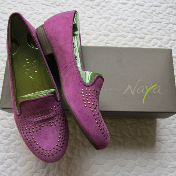 NIB📍FIRM📍NAYA Studded Suede Loafers Box&Dust bag - Picture 2 of 16